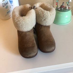 Uggs (kids/toddlers)